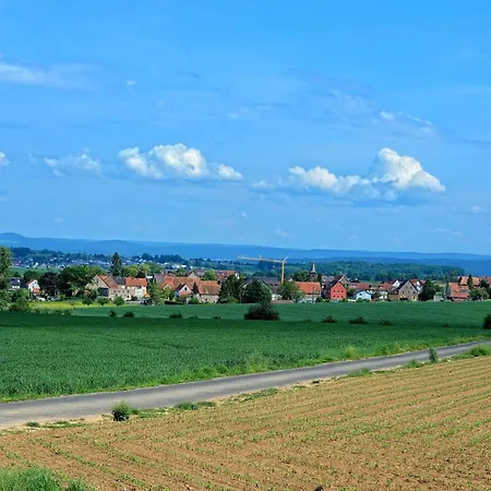 Chalet-apartmenthaus Mit 4 Schlafzimmern! Apartamento Bruchköbel