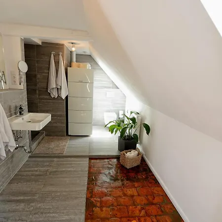 Luxerioes Und Idyllisch Mit 4 Schlafzimmern! * Bruchkobel