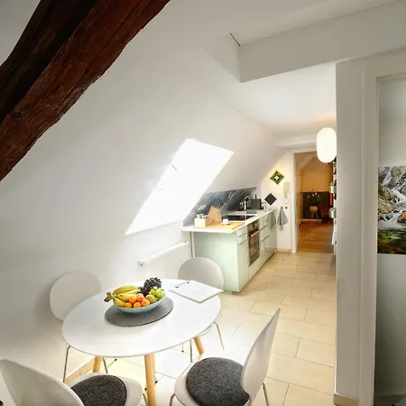 Luxerioes Und Idyllisch Mit 4 Schlafzimmern! * Bruchkobel