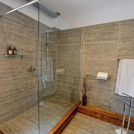 Chalet-apartmenthaus Mit 4 Schlafzimmern! * Bruchköbel