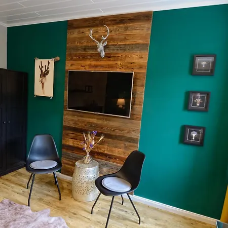 Luxerioes Und Idyllisch Mit 4 Schlafzimmern! Apartment