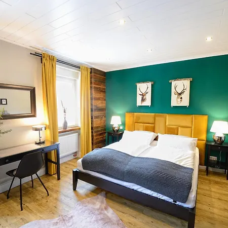 Apartamento Chalet-apartmenthaus Mit 4 Schlafzimmern!