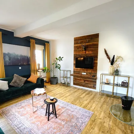 Apartment Luxerioes Und Idyllisch Mit 4 Schlafzimmern!