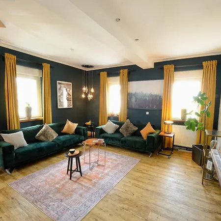 Luxerioes Und Idyllisch Mit 4 Schlafzimmern! Apartment *